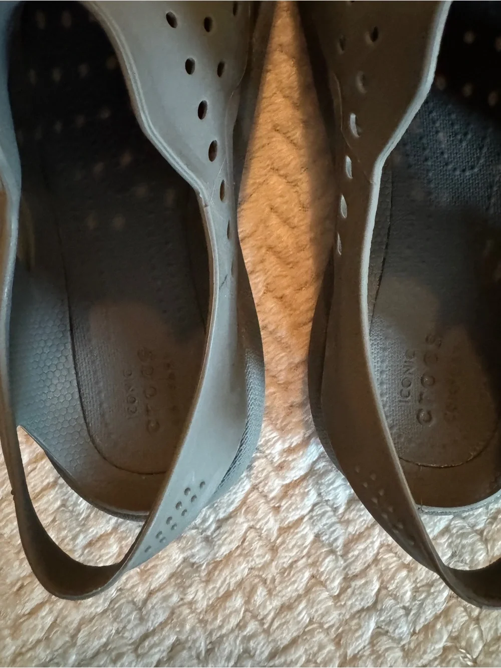 CROCS‎ Men’s Grey Swiftwater Wave Sandals Size 5